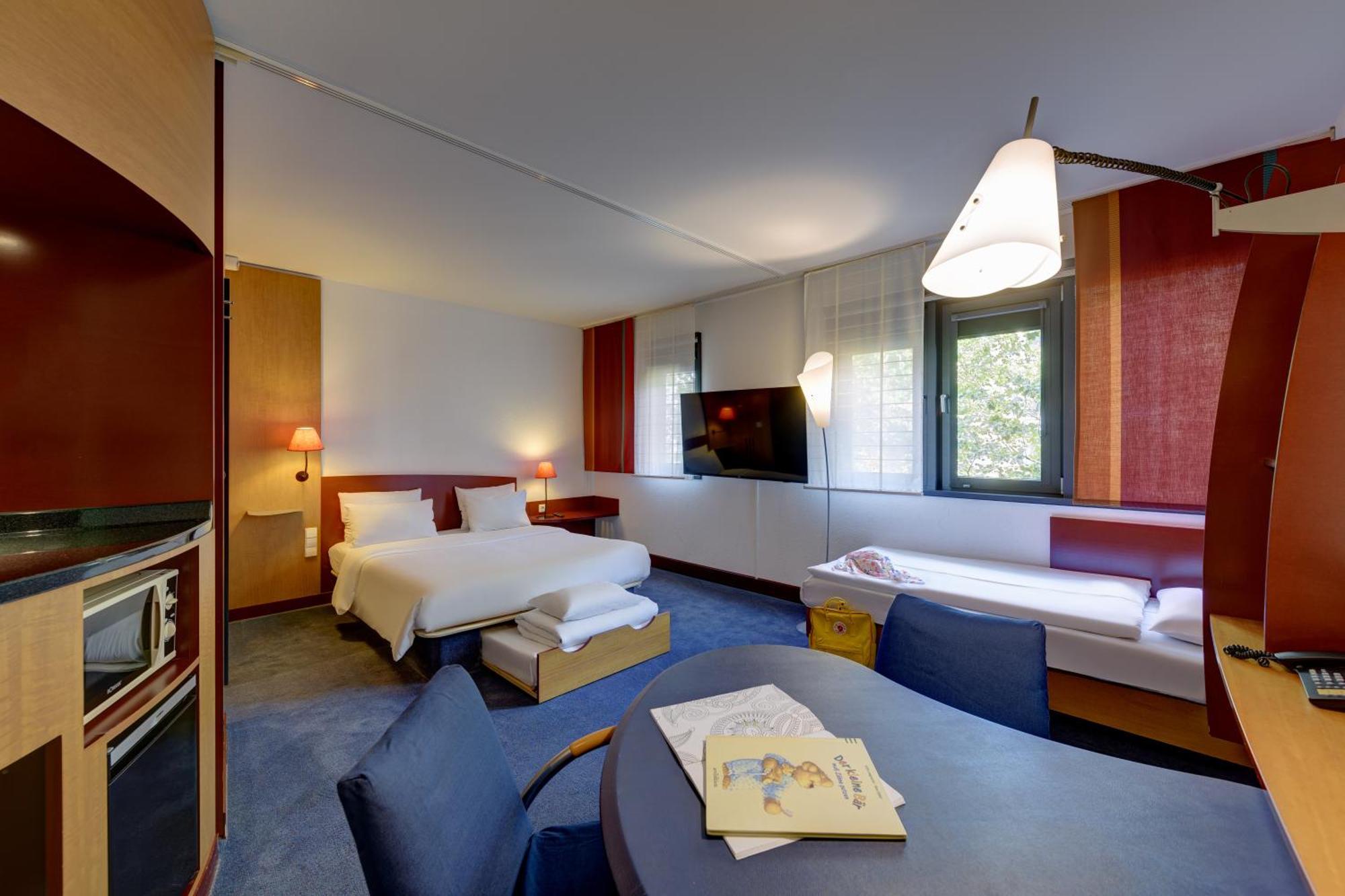 Novotel Suites Muenchen Parkstadt Schwabing Exteriör bild