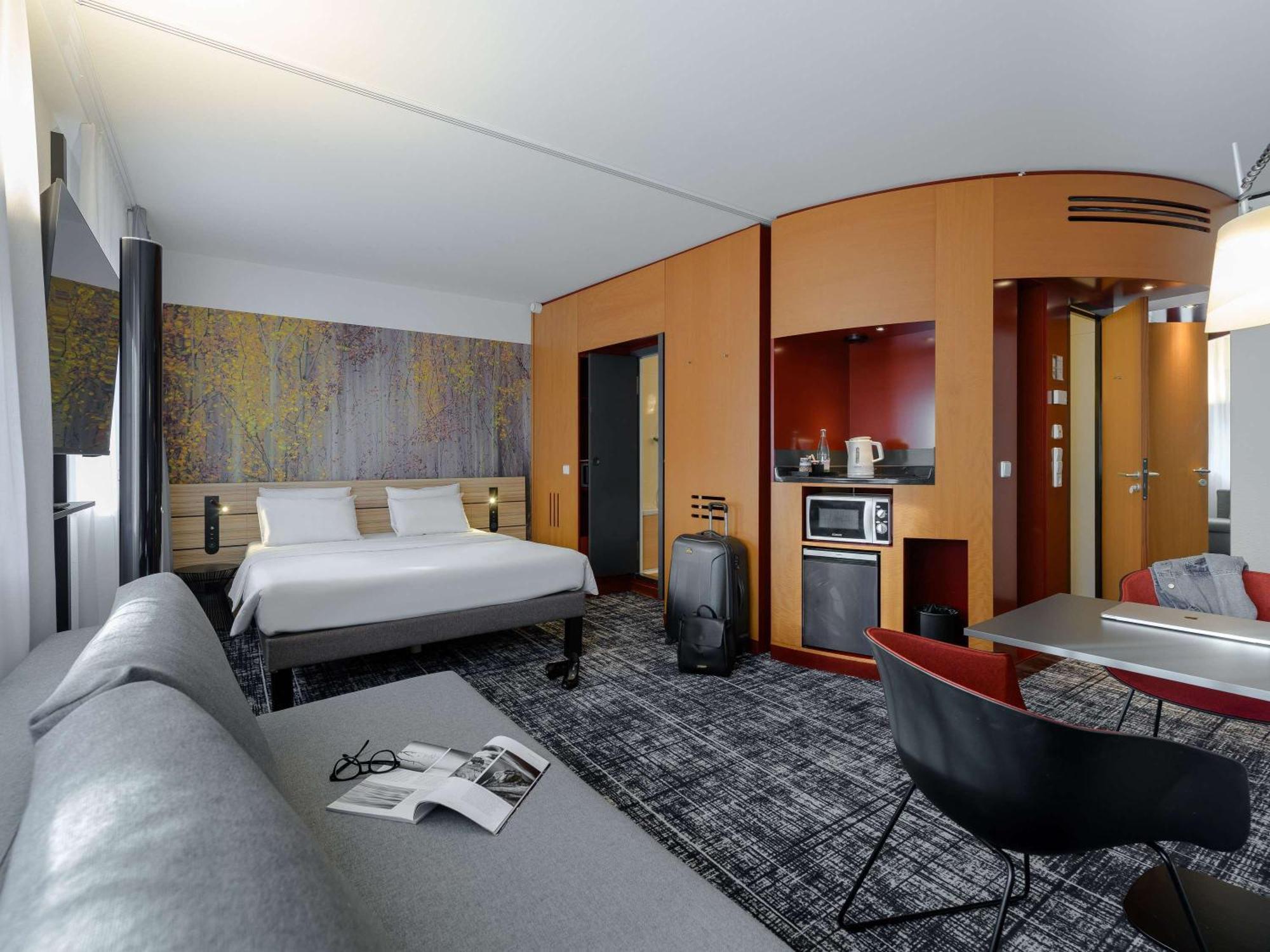 Novotel Suites Muenchen Parkstadt Schwabing Exteriör bild